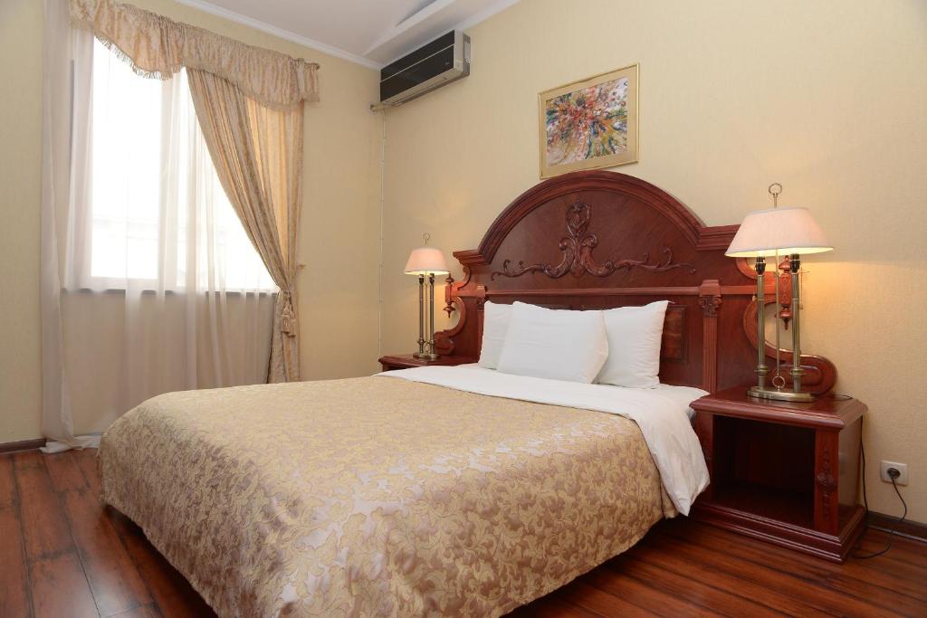 Aeetes Palace Hotel