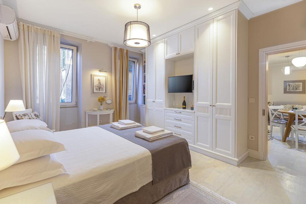 Palazzino Leone - Corfu Old Town Liston Deluxe Apartment (Corfu Town)
