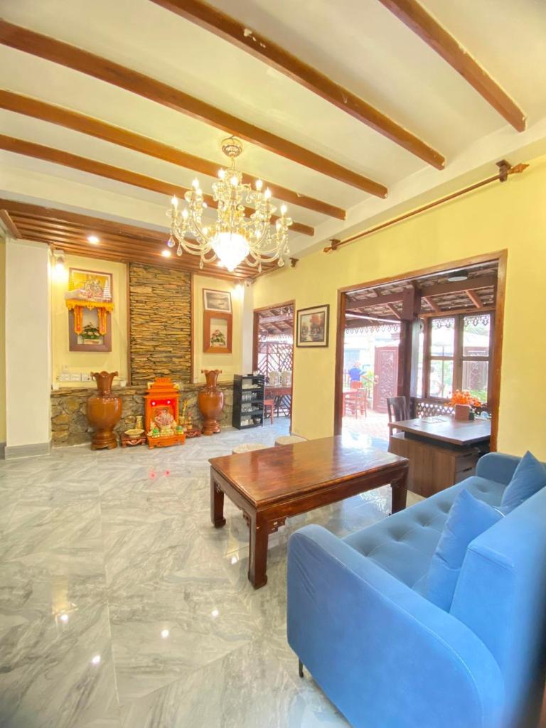Chaluenxay Xiengthong Place
