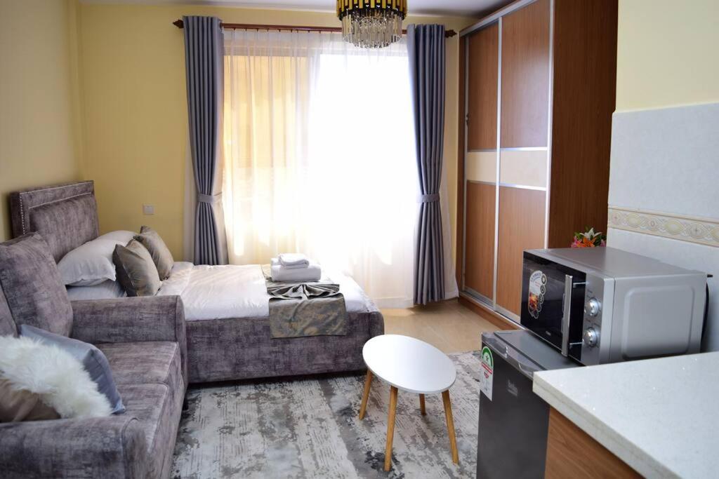 Lovely Studio Apartment with Parking