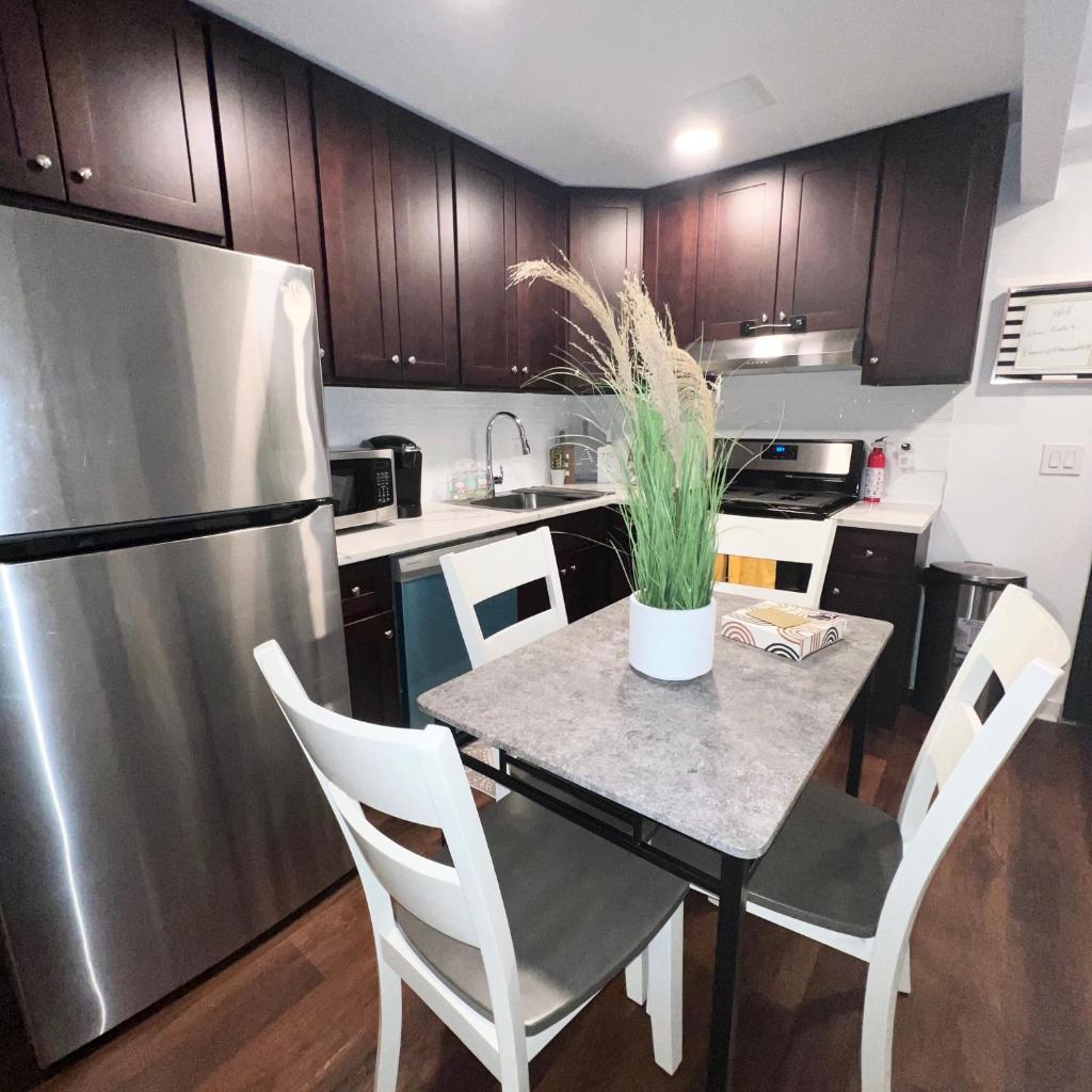 Cozy 1 Bedroom with Outdoor Patio Space