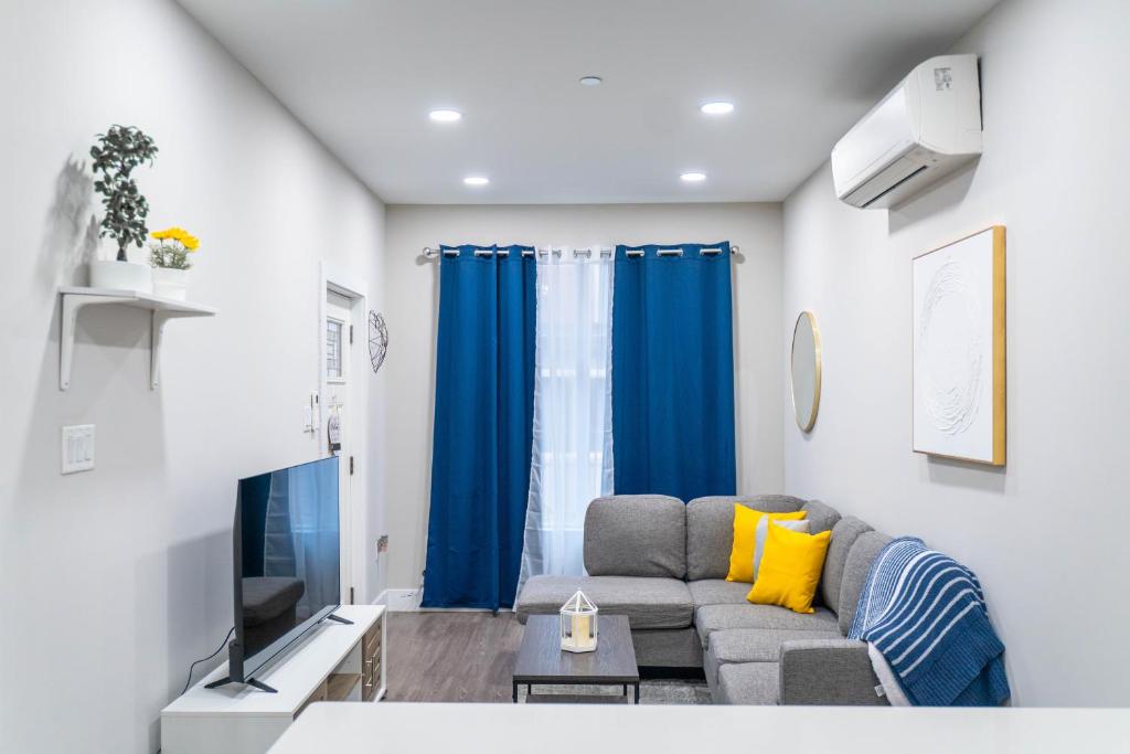 Edgo Onyx Three beds 2 baths near Center City