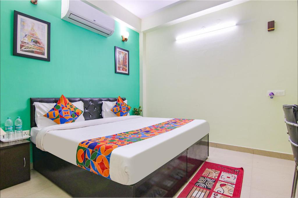 FabExpress Rumaisa Residency (Noida)