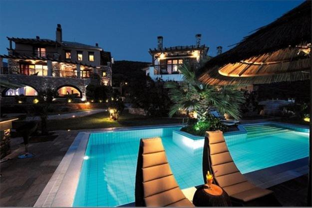 Iakovakis Suites & Spa (Koropi)