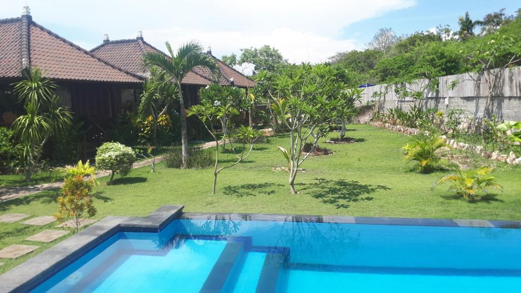 Gatri Hut (Nusa Lembongan)