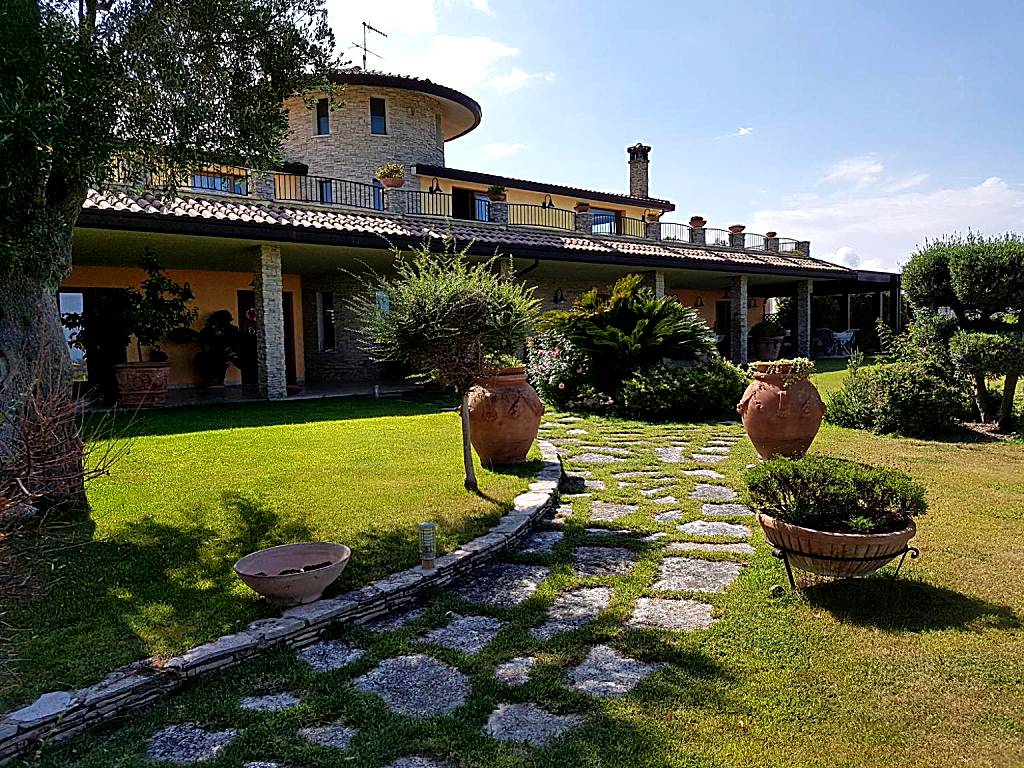 B&B Villa Moen (Fossacesia)