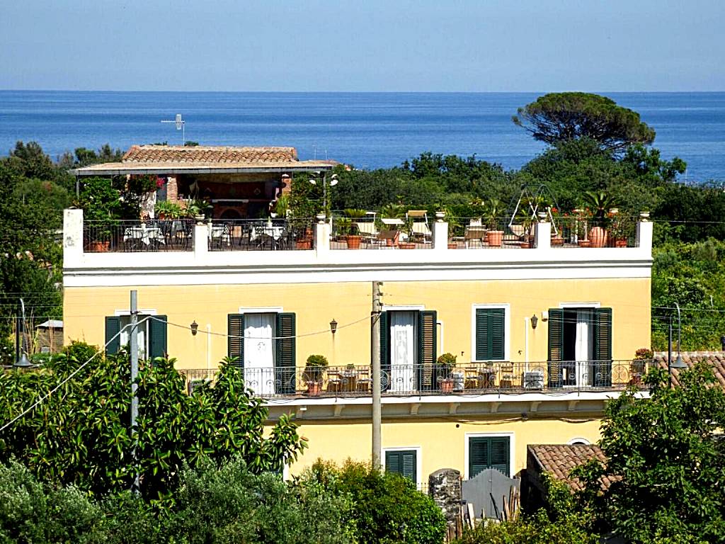 Palazzo Giovanni bed and breakfast