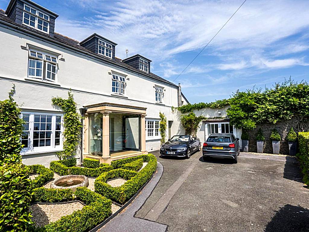 Strete Barton House