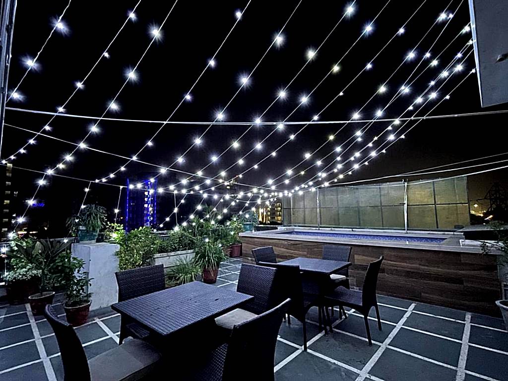 Private pool party terrace with 2 rooms