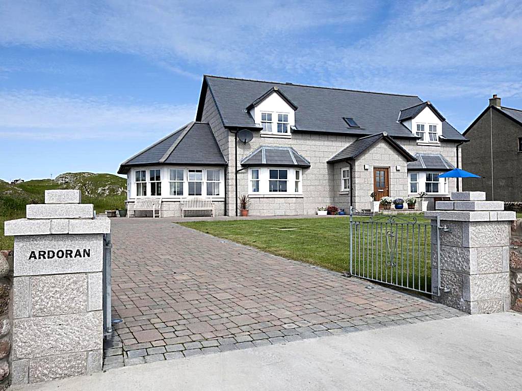 Ardoran House (Iona)