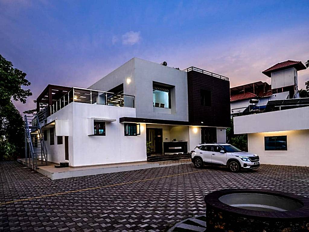 Nadhiyoram River Retreat