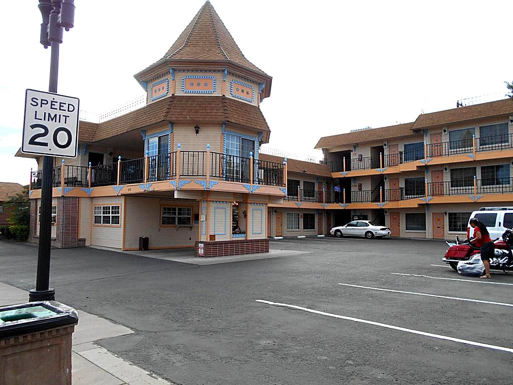 Victorian Inn (Reno)