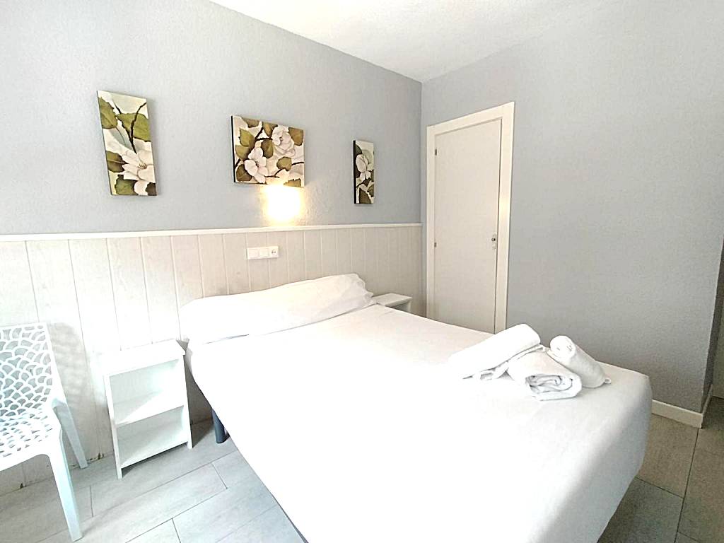 Hostal Albero by gaiarooms
