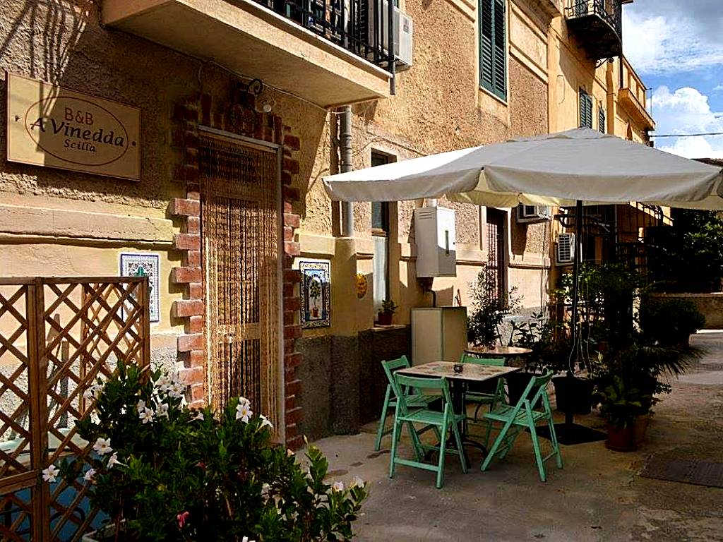Scilla A Vinedda