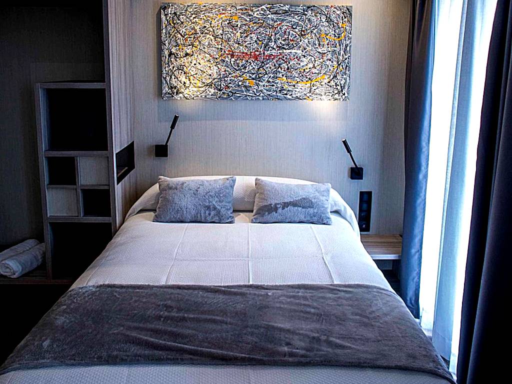 Hostal Sevilla Santa Justa - Adults only