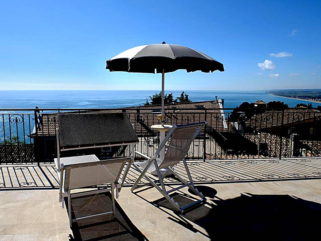 L'Orizzonte Relais Sirolo
