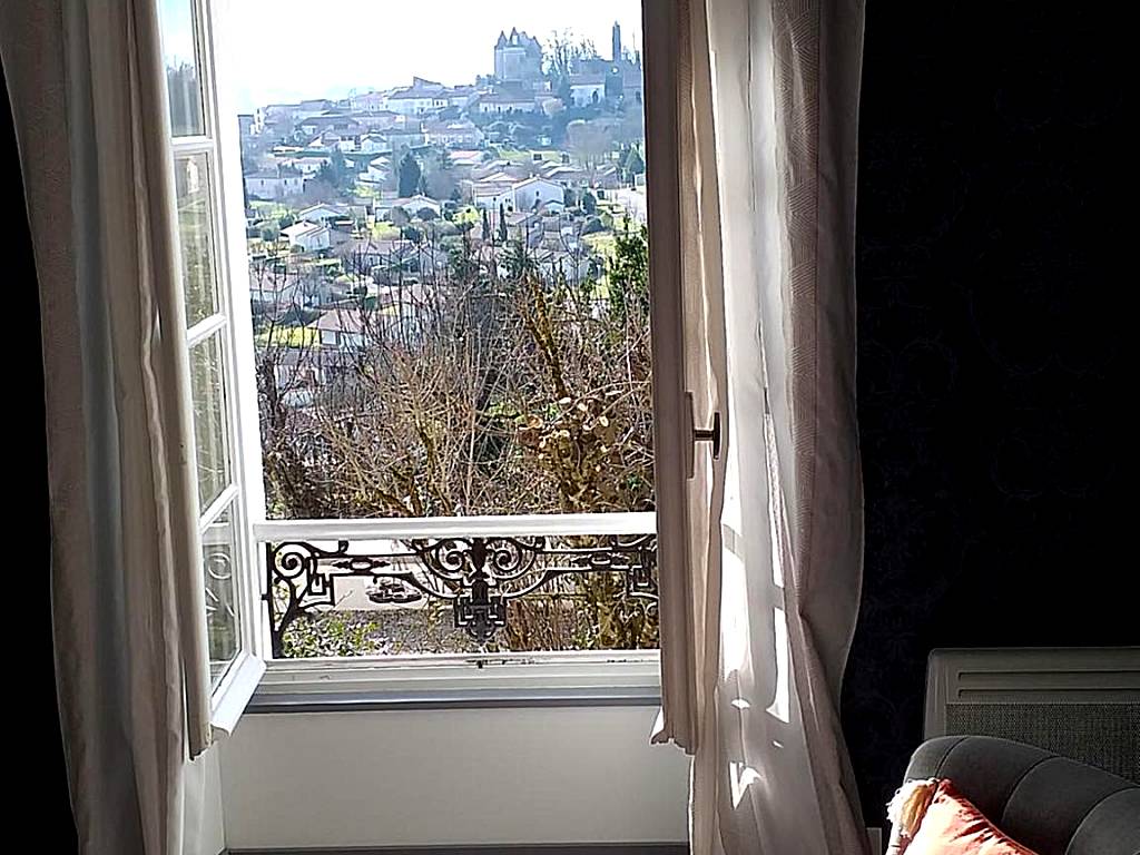 MONTISMAURELLI (Montmoreau)