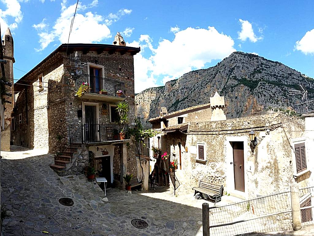 B&B Dhafna