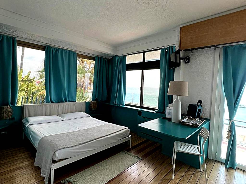 VILLA RITA SEA FRONT ROOMS - Myplacesanremo