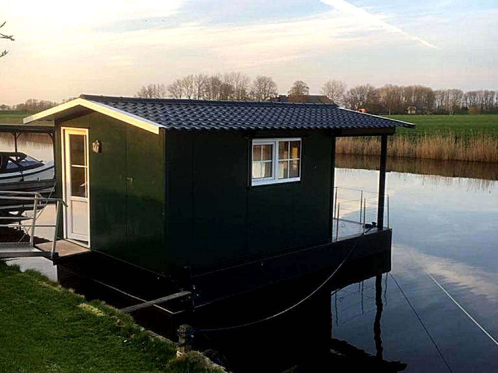Waterhut 1 Aduarderzijl (Aduarderzijl) 