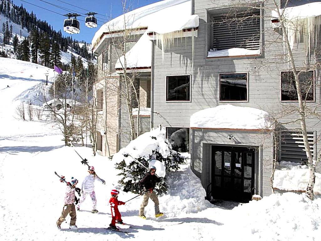 Palisades Tahoe Lodge (Olympic Valley)