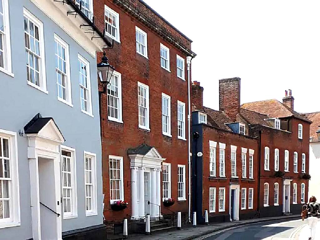Chichester City Centre Apartments on the Pallants (Chichester)