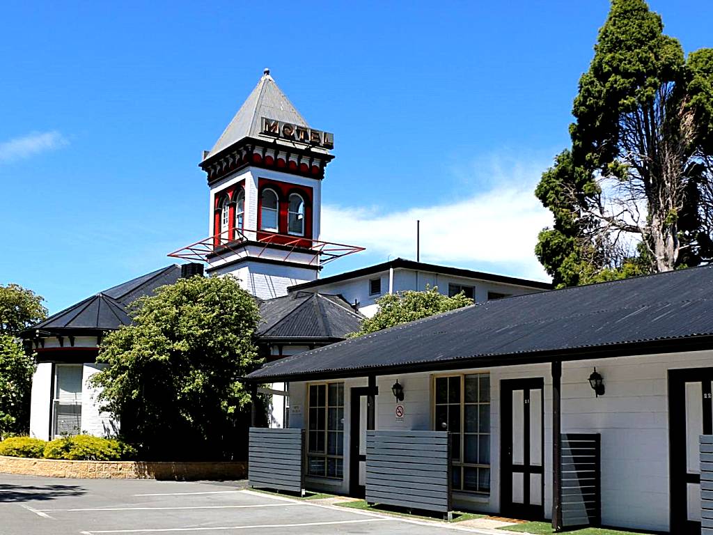 Hobart Tower Motel