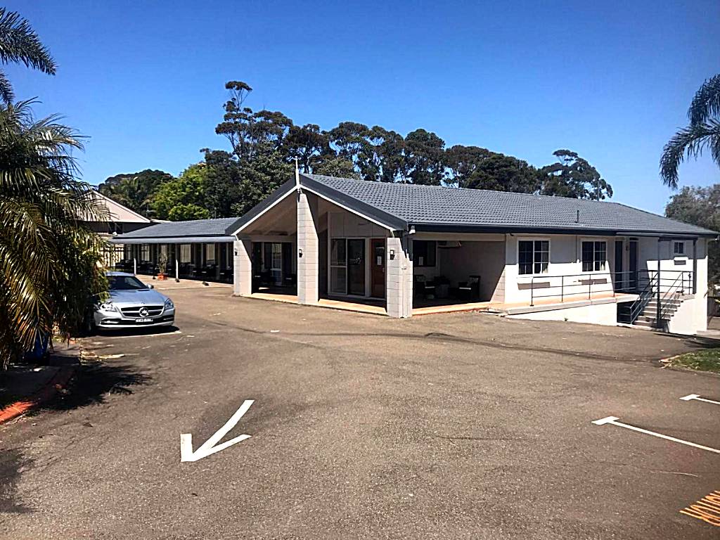 Breeze Inn 13 Princes Highway