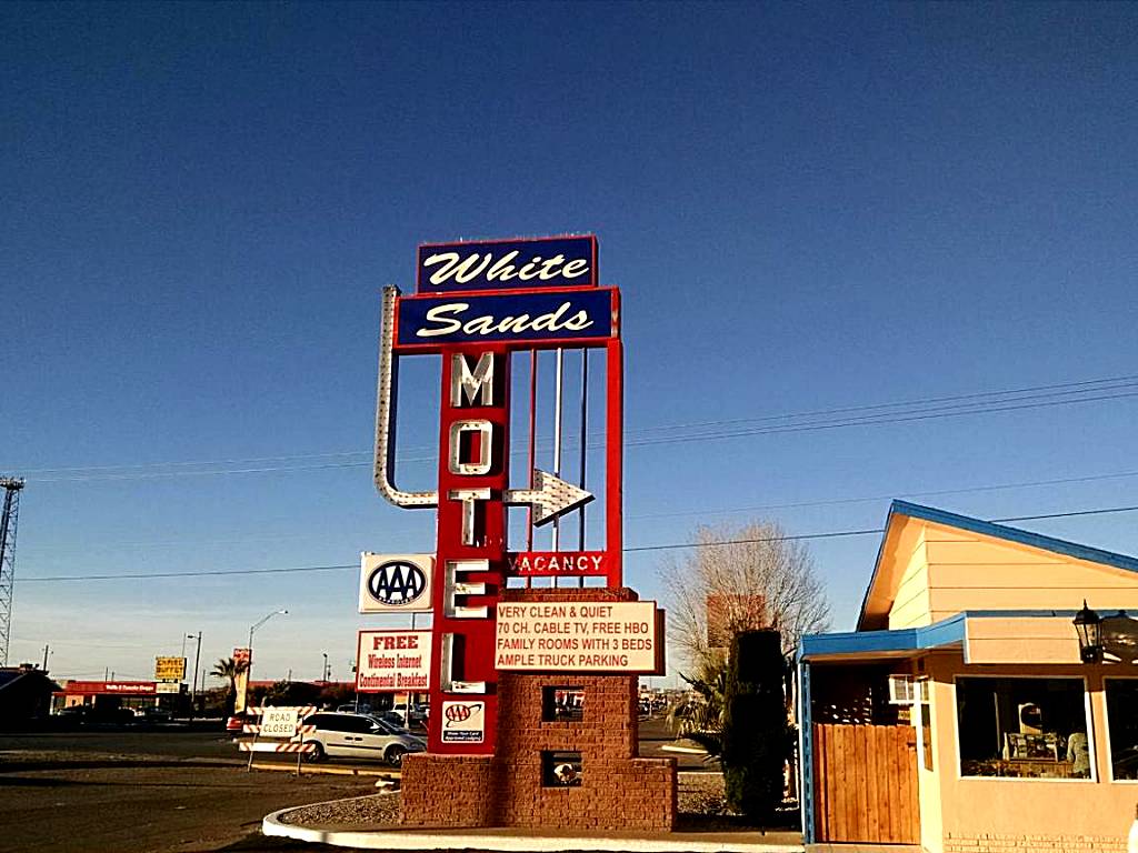 White Sands Motel (Alamogordo)