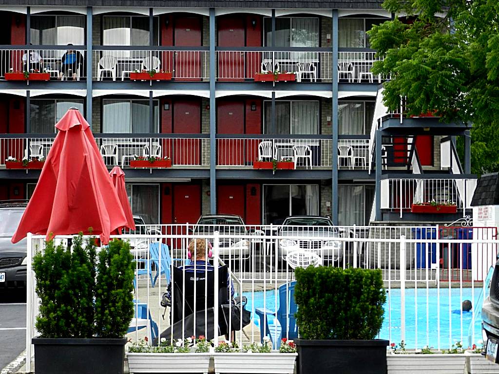 Kings Inn Near the Falls (Niagara Falls)
