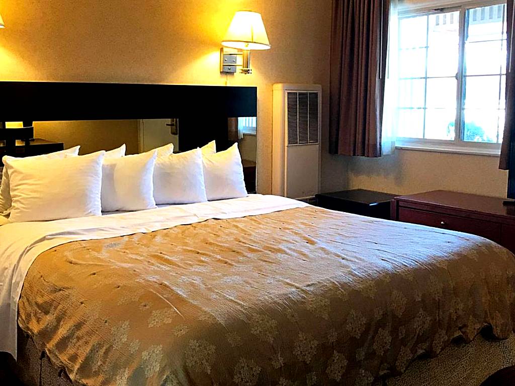 Pacific Heights Inn