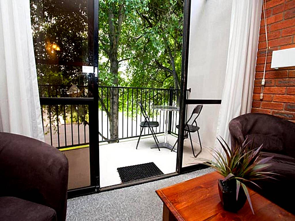 Connells Motel & Serviced Apartments