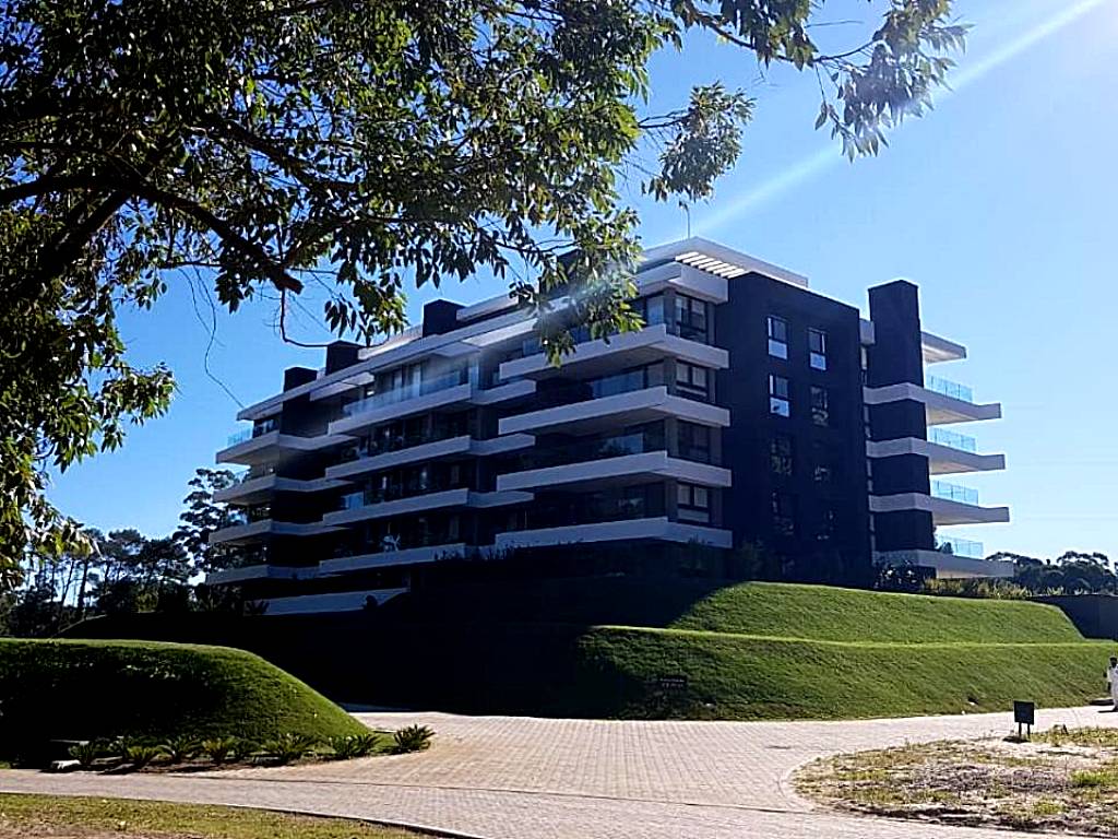 Solanas Crystal View Spa & Resort