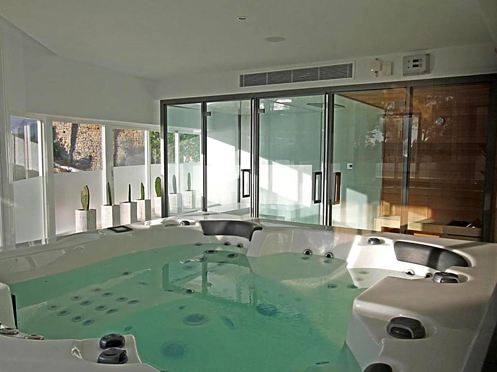 BG Portinatx Beach Club Hotel (Portinatx)