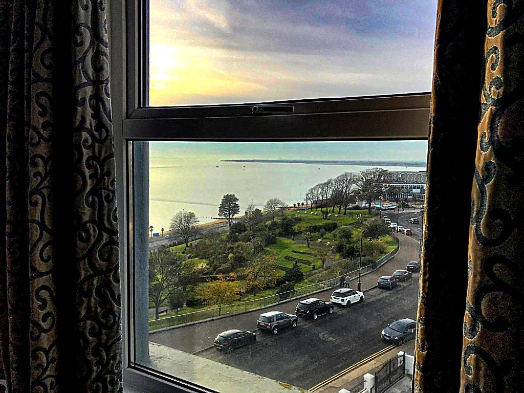 Muthu Westcliff Hotel (Southend-on-Sea)