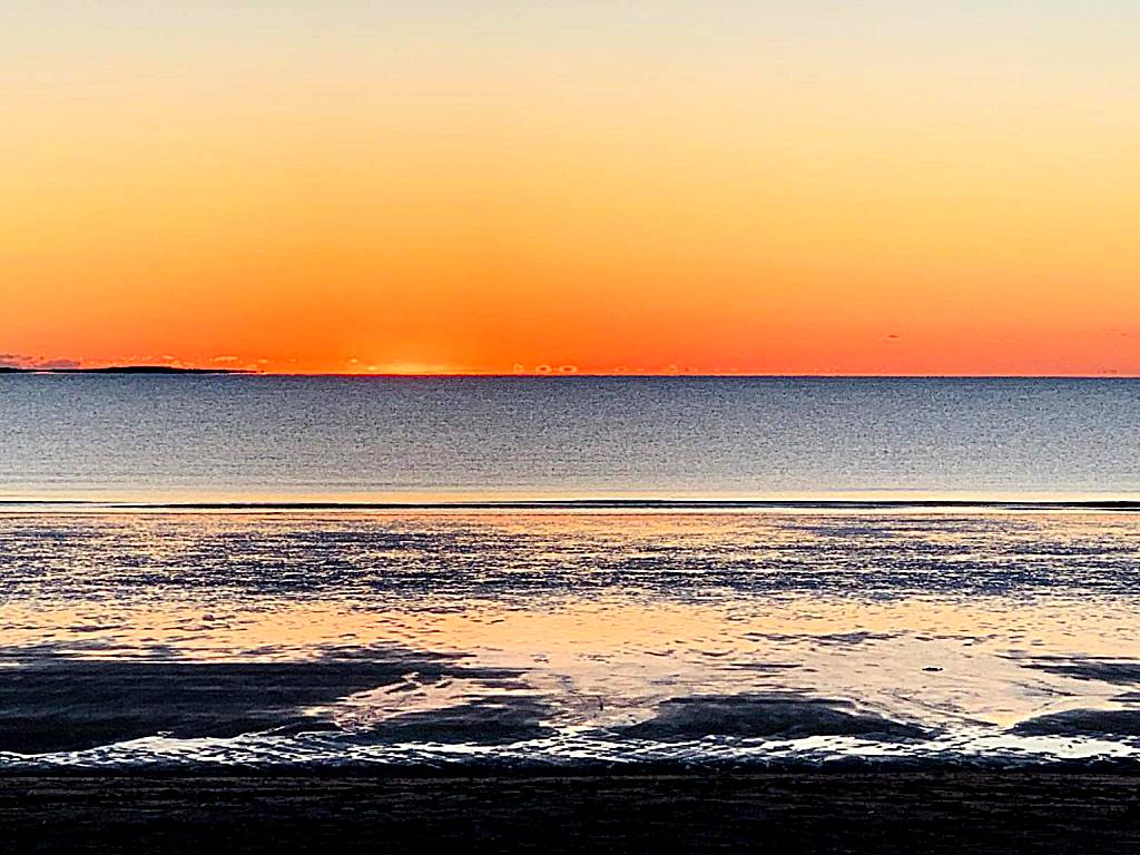 Alouette Beach Resort Economy Rooms (Old Orchard Beach)
