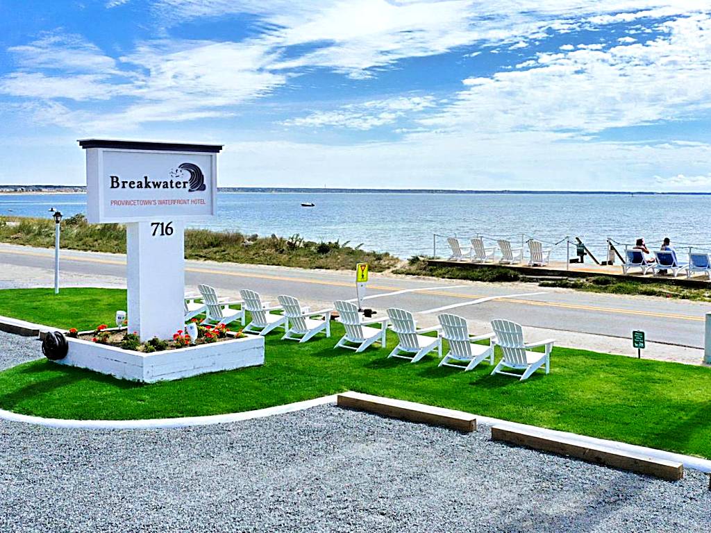 Breakwater Hotel (Provincetown)