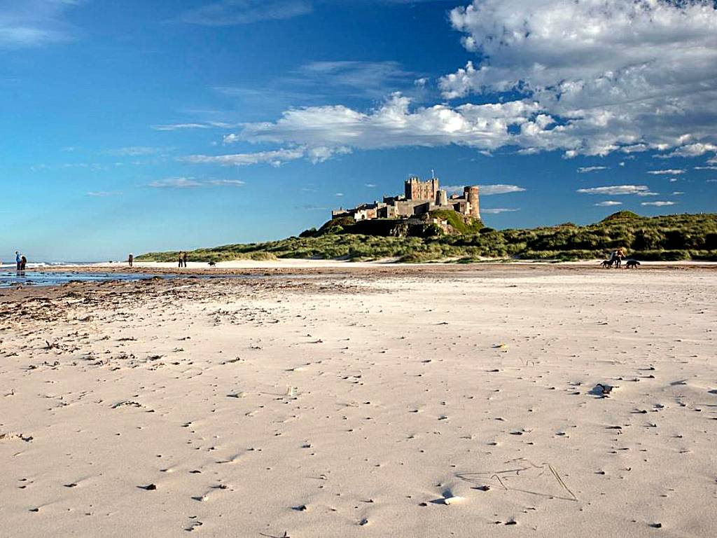 The Victoria Hotel (Bamburgh)