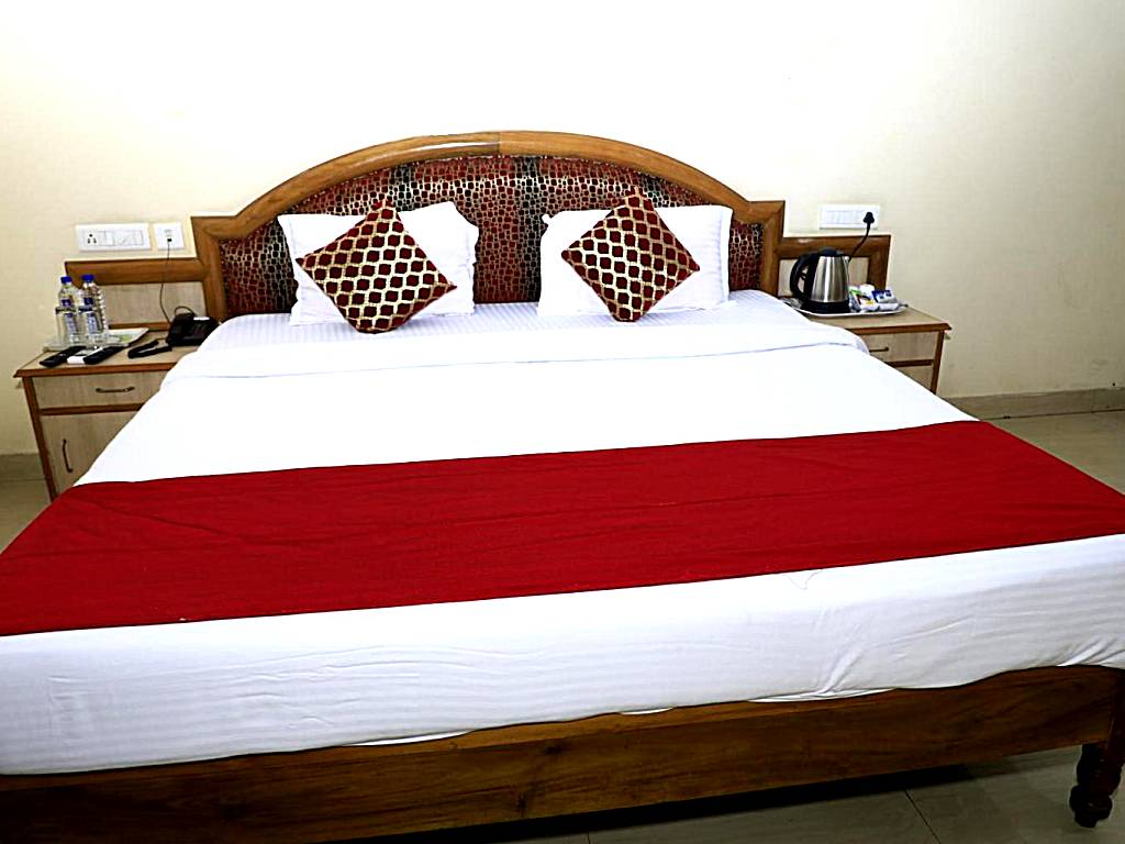 HOTEL KHARAVELA: Standard Double Room