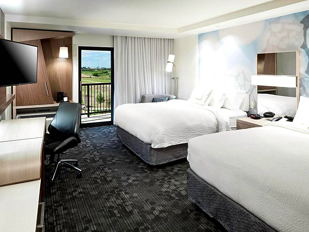 Courtyard by Marriott Fort Worth Alliance Town Center: Queen Room with Two Queen Beds and Balcony