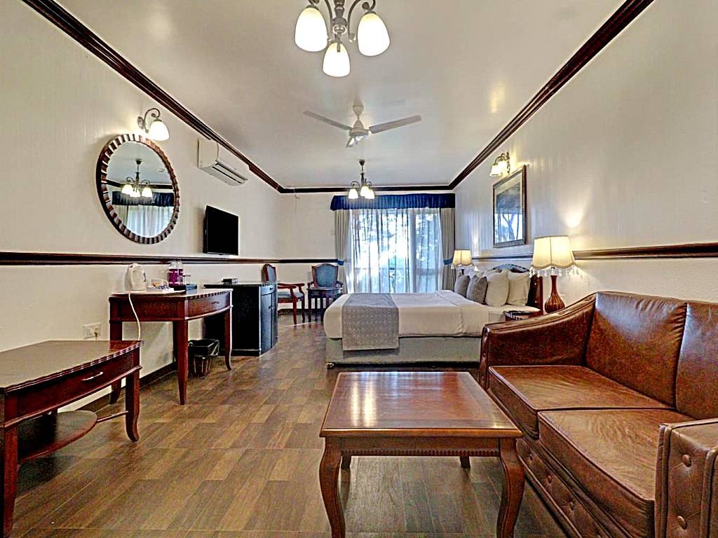 Citrus Chambers Mahabaleshwar: Junior Suite
