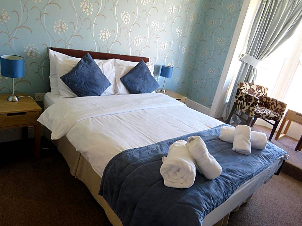 The Queens Arms Hotel: Standard Double Room (Acomb)