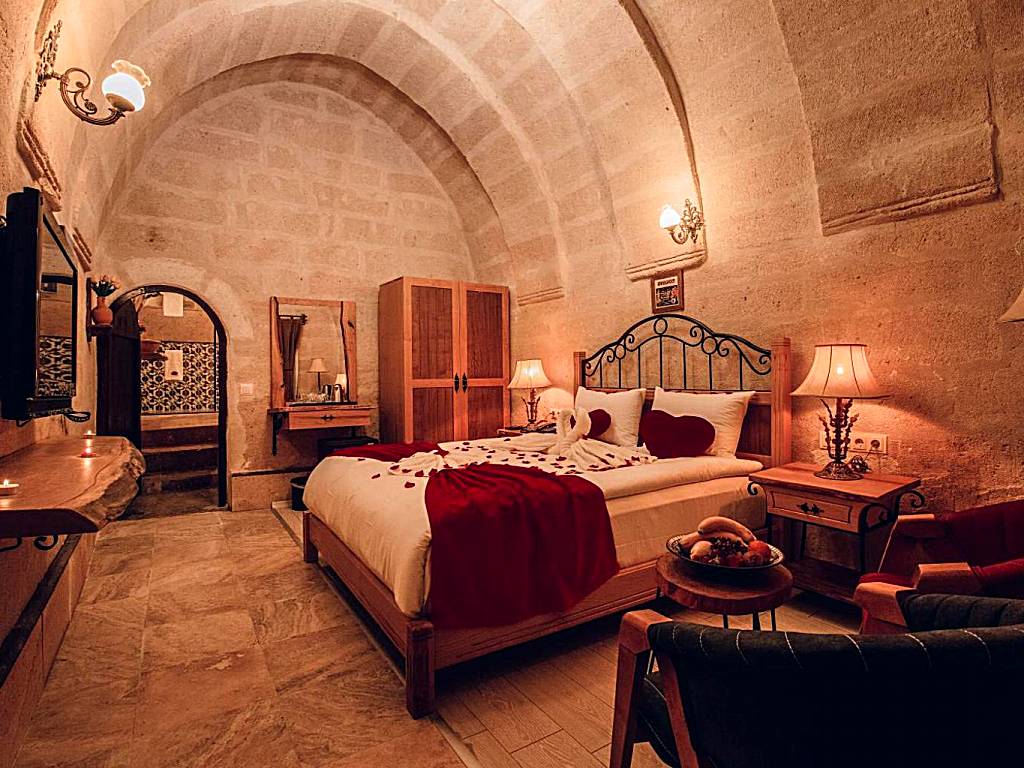 Rose Valley Hotel: King Suite with Spa Bath