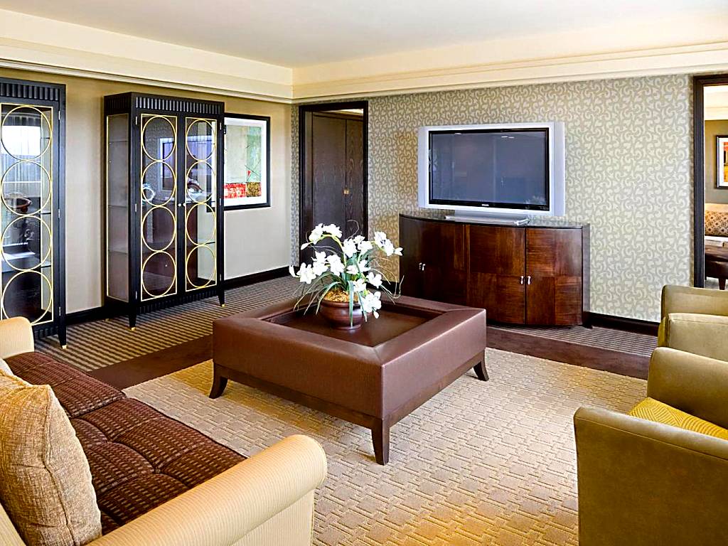 DoubleTree by Hilton San Jose: Club Level Grand Suite with Balcony (San Jose)