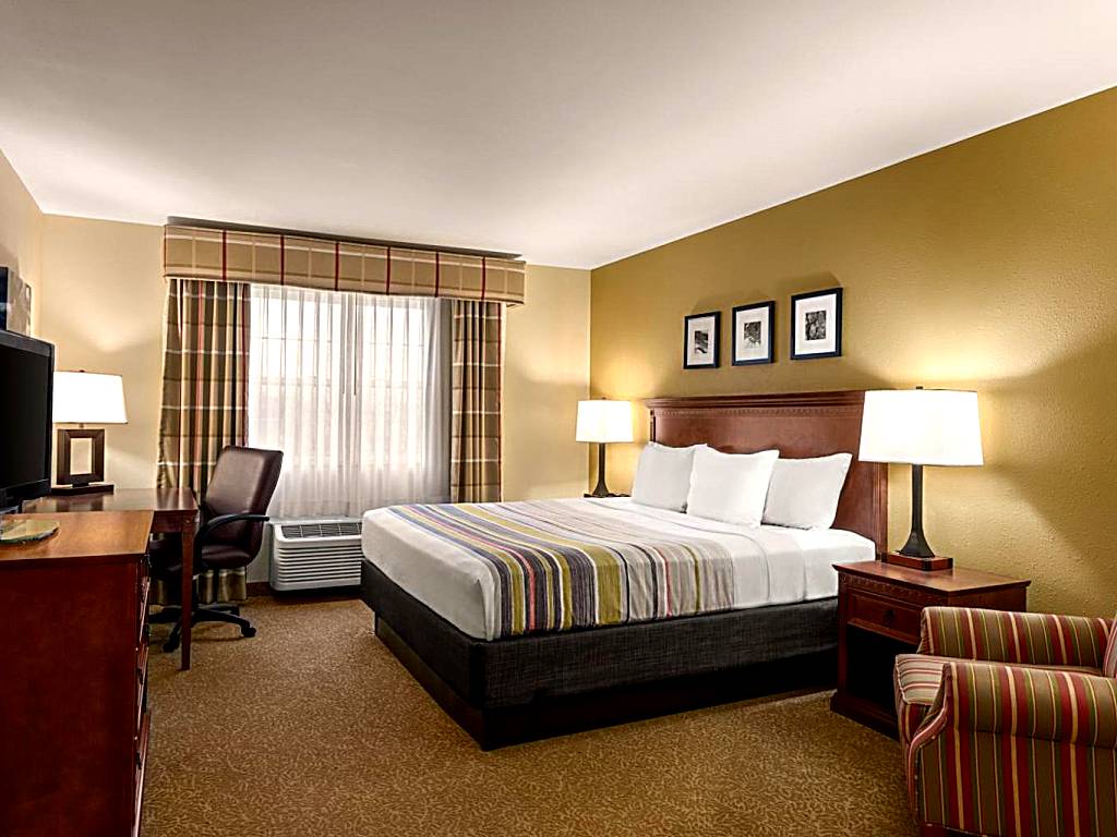 Country Inn & Suites by Radisson: Whirlpool King Suite - Non-Smoking (Dakota Dunes)