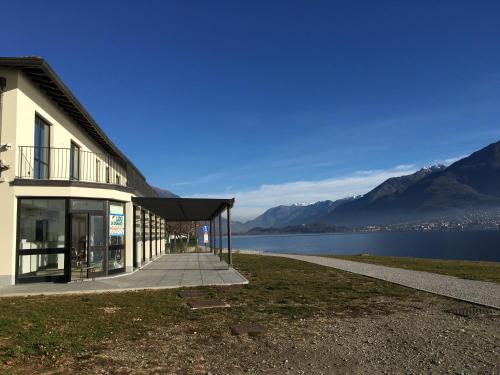 Lake Como Beach Hostel (Domaso)