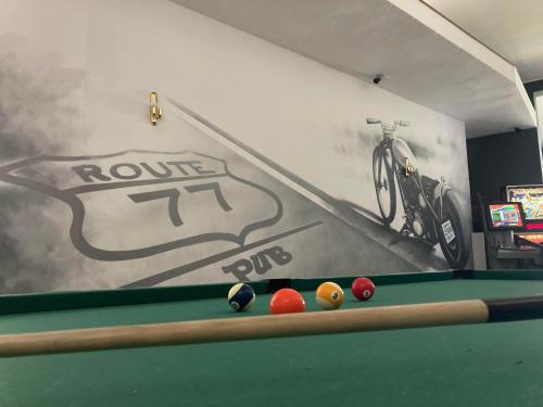 Route77 hostel (Toscolano Maderno)