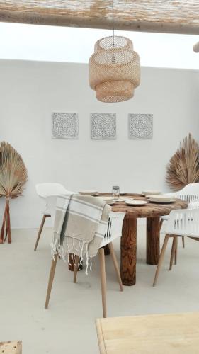 NOMAD SURF HOUSE (Corralejo)