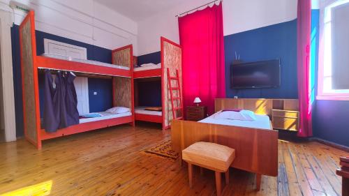 Doukas Hostel Room (Heraklio Town)