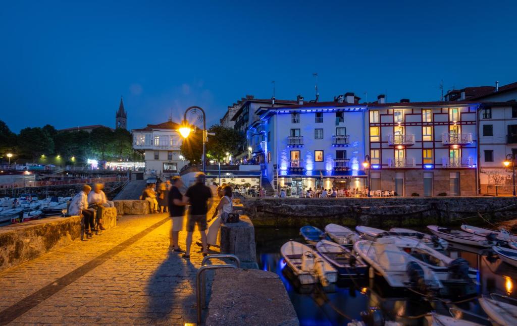 Apartamentos Mundaka Port